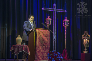 Correa presentando el acto del pregón Semana Santa 2017